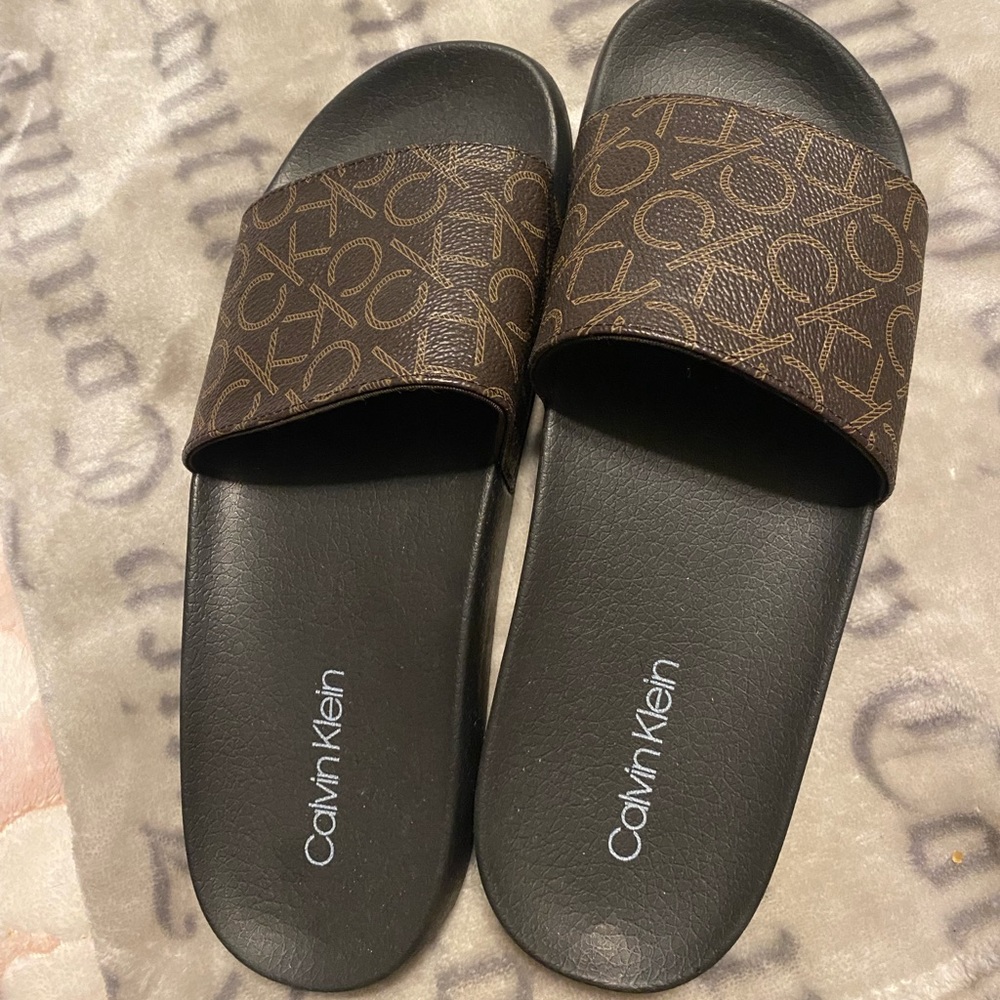 Calvin Klein slide ons
